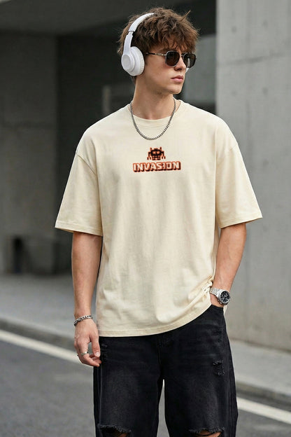 Invasion Swanwhite Oversized Graphic Printed T-shirt